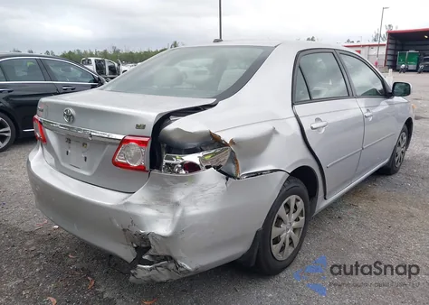 2011 Toyota Corolla Le z USA, uszkodzony, nr VIN JTDBU4EE0BJ098615